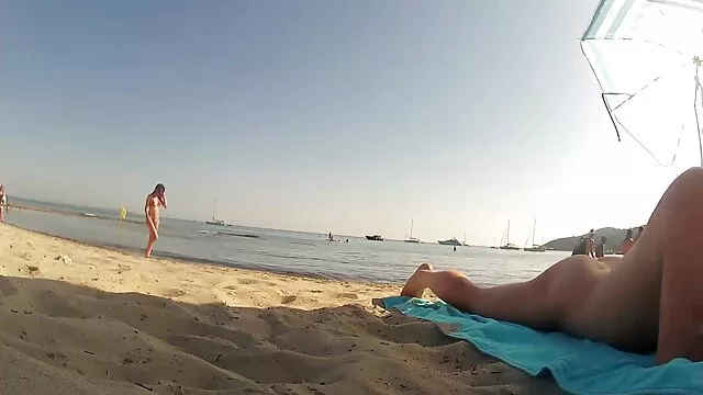 Deux filles nympho matures ont un gang vidéo xxx prono bang chaud