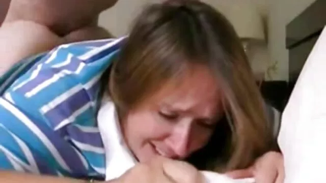 Une jeune fille parle de ses impressions après video porno downloader avoir filmé du sexe violent