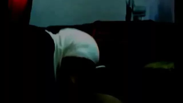 Une milf video gay française gratuite a donné à son fils une délicieuse belle pipe