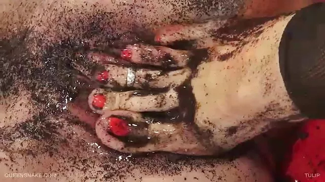Les filles sur la plage font un super des vidéos de sexe gratuit Cooney
