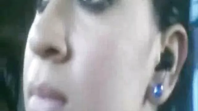 Mulâtre frange avec un video am ateur gratuit chien excité