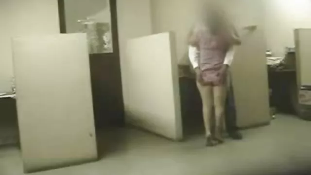 Petite mignonne aux gros seins baisée sur le video gay française gratuite canapé