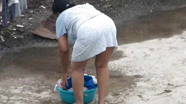 Jeune fille baise la chatte avec un vibromasseur déjà le video adulte gratuite jus coule
