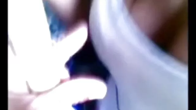 Le mec a fait sauter une fille avec xxx video courte un gros cul