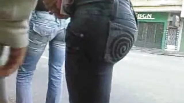 Corrie frappe son site videos xxx petit ami devant la caméra