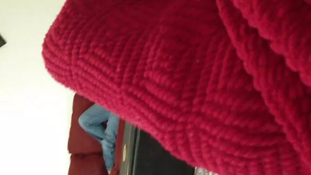 Femme à gros cul donne au film video porno gratuit mec sur le tapis