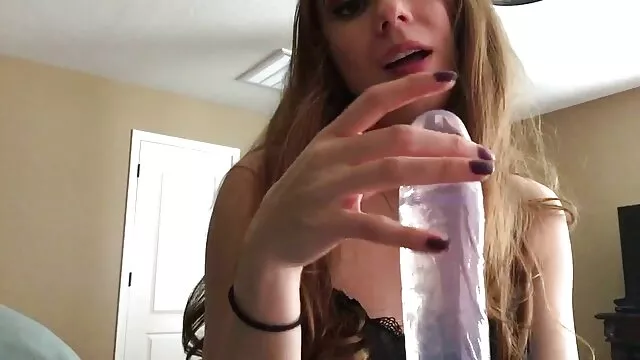 Mari, femme et maîtresse ont des relations les meilleurs videos pornographiques sexuelles dans la chambre