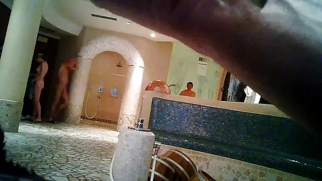 Mature femme appétissante dans video gros sein gratuit un corset a donné à son mari
